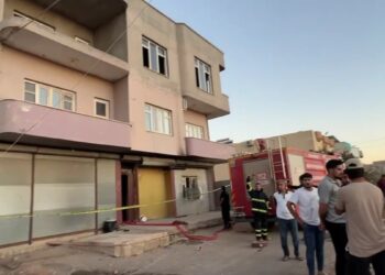 Qoser’deki yangında 1 çocuk hayatını kaybetti