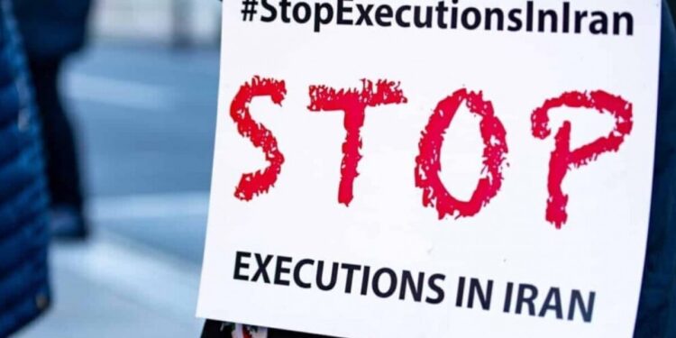İran’da bir yılda bin 695 kişi idam edildi