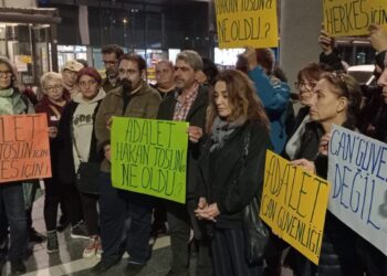Arkadaşları hastane önünde: Hakan Tosun’a ne oldu?