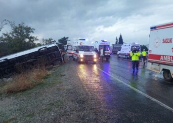 Denizli ve Hatay’da trafik kazası