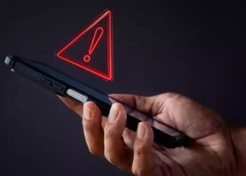 Taliban internet ve cep telefonu şebekelerini kesti