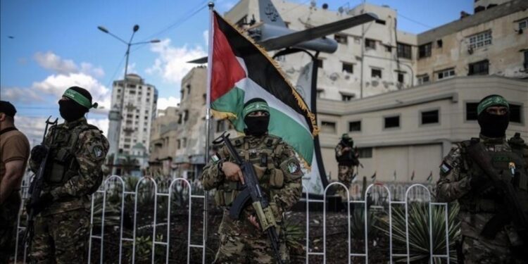 Hamas heyeti, ateşkesi takip için Mısır’a gitti