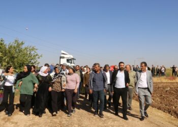 Kutlu ve Akbalık taziyesine kitlesel ziyaret