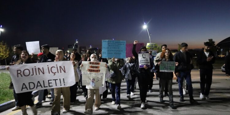 Öğrenciler Rojin Kabaiş için ATK’ye yürüdü