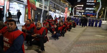 Kayyımın işsiz bıraktığı işçiler: Eve ekmek götüremiyoruz