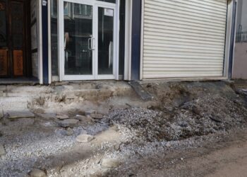 Kayyımın yapboz yolu esnafı mağdur ediyor