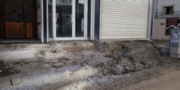 Kayyımın yapboz yolu esnafı mağdur ediyor