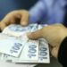 270 şubeli dev banka iflas etti: Önünde uzun kuyruklar oluştu