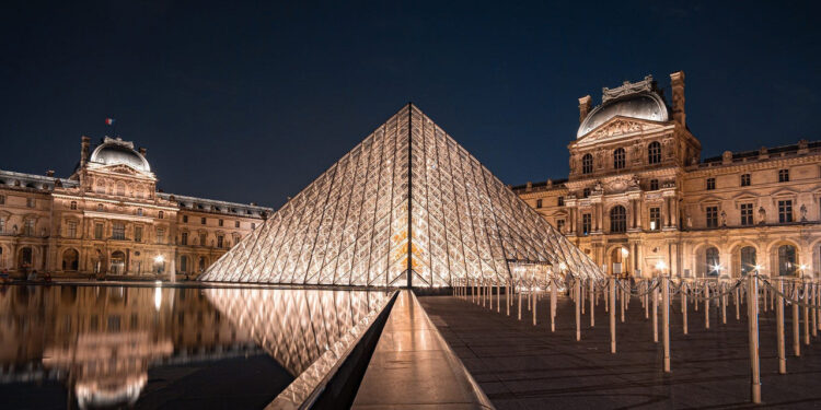 7 Dakikada Kayıp 88 Milyon Euro! Louvre Müzesi Soygununun Maliyeti Belli Oldu