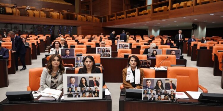 'AİHM'in Demirtaş kararına itiraz çözümsüzlükte ısrardır'