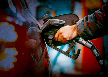 Akaryakıta Yılın En Büyük Zammı Geliyor! Araç Sahiplerine Kötü Haber: Depoları Doldurun