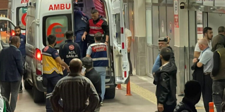 Akşam Yemeği Sonrası Panik! 18 Mahkum Hastanelik Oldu