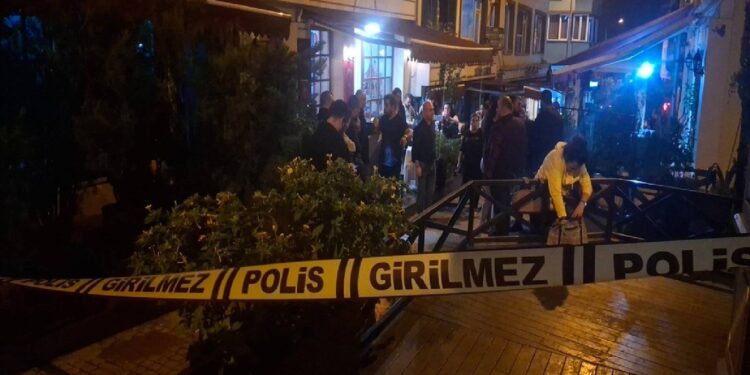 "Alkollü içecek" verilmeyince tabancayla 4 kişiyi yaralayan şüpheli yakalandı