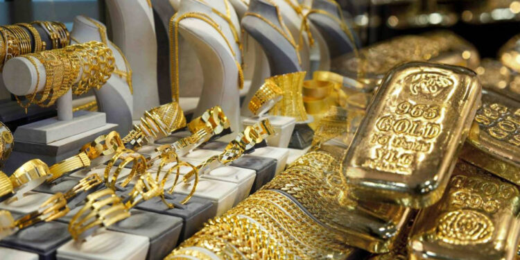 Altın Uçtu! Rekor Üstüne Rekor Geliyor: Kapalıçarşı'da Gram 5700 Liraya Dayandı