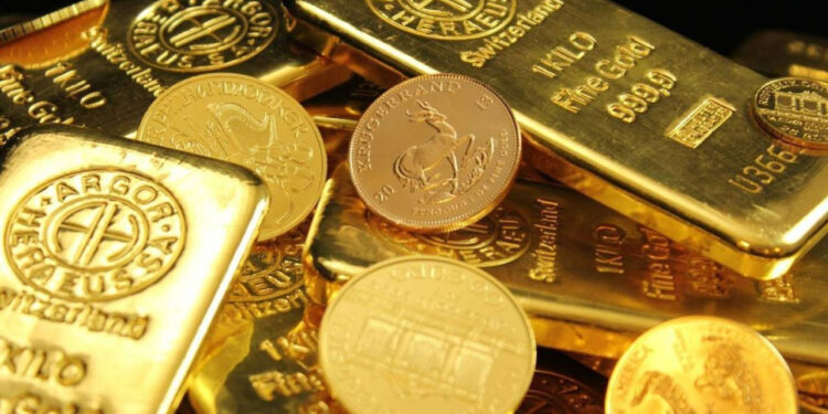 Altında Çifte Rekor! Gram ve Ons Uçtu, Çeyrek Altın 10 Bin Liraya Koşuyor