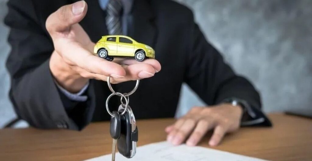 Altındaki düşüş otomobil talebini hızlandırdı