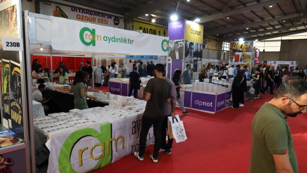 Amed Kitap Fuarı son buldu
