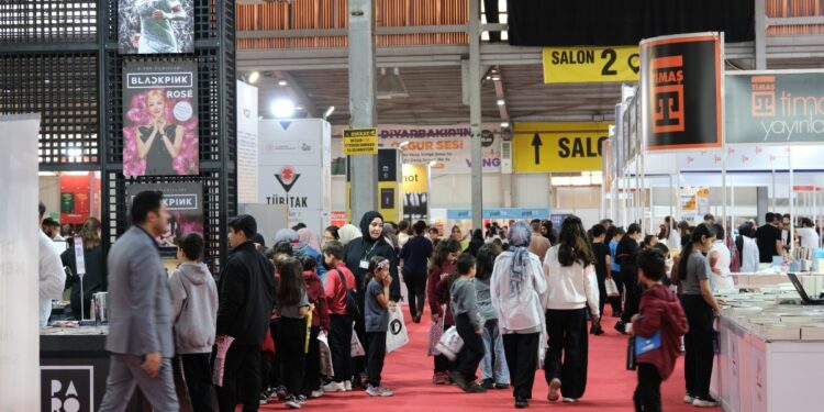 Amed kitap fuarı 5’inci gününde