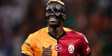 Aslan Fırtına Gibi Başladı! Osimhen Rekor Kırdı