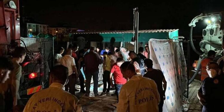 Atık su istasyonundaki 3 ölümde "gaz" şüphesi!