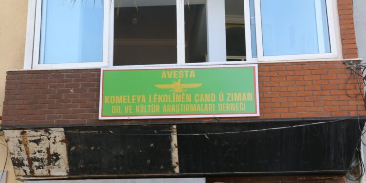 Avesta'da Kürtçe kayıtları başladı