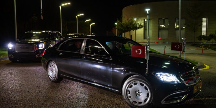 Barış Zirvesine Katılan Cumhurbaşkanı Erdoğan Yurda Döndü