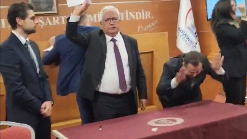 Bayrampaşa başkan vekili seçimleri iptal edildi