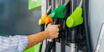 Benzine İndirim Yolda! Akaryakıt Fiyatlarında Son Durum: İşte Güncel Fiyatlar...