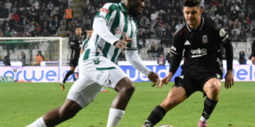 Beşiktaş Konya'da Moral Buldu, Sergen Yalçın Taraftardan Zaman İstedi
