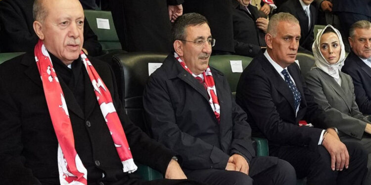 Bu Detayı Kimse Bilmiyor! Milli Maç Öncesi Protokol Krizi: Hacıosmanoğlu Sinirlenip Yırtıp Attı