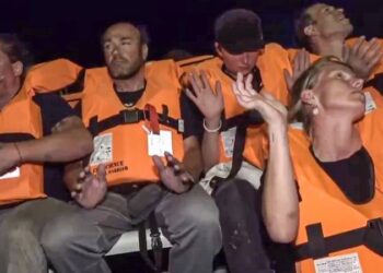 Bu bir korsanlık eylemi, Türk vatandaşlarının ve milletvekilerinin getirilmesi için girişimler başlatıldı