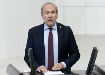 CHP: Komisyon İmralı'ya gidecekse TSK neden Irak ve Suriye'ye gidiyor