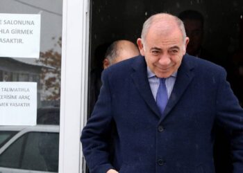 CHP seçmeni: Gürsel Tekin kayyımdır