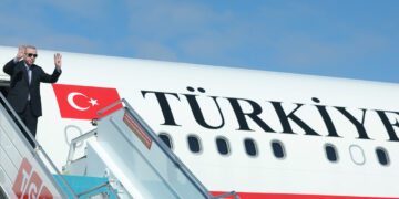 Cumhurbaşkanı Erdoğan'ın Uçağı Pisti Pas Geçti, Nedeni Belli Oldu