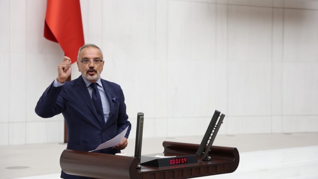 DEM Partili Sakık: Kürdü yok sayanlar alçaktır