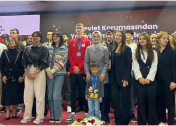 Devlet korumasından yararlanan 742 genç kamuya yerleşti