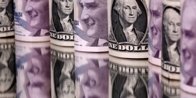 Döviz Piyasasında Kritik Sabah! Piyasalarda Panik Artıyor! Dolar ve Euro Yeni Güne Nasıl Başladı?