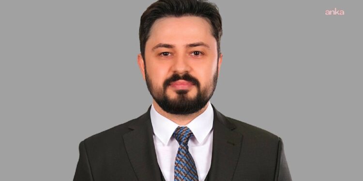 Erciyes Üniversitesi’nin Ahmet Davutoğlu’na yaptığı ilim ahlakına sığmaz