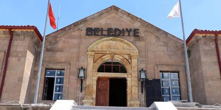 Eski yönetim 41 taşınmazı satmış, gelir kasaya girmeden şirketlere ödenmiş
