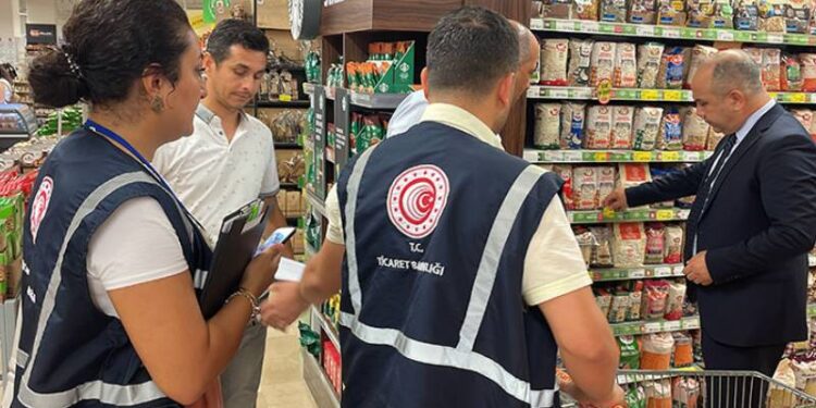 Fahiş fiyat ve stokçuluğa 2,1 milyar TL ceza