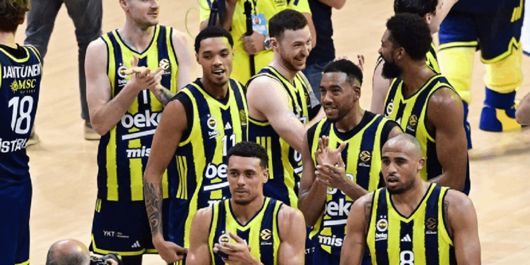 Fenerbahçe Beko Kızılyıldız'ı Konuk Edecek