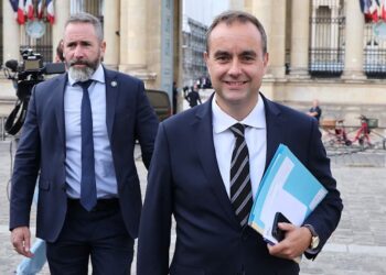 Fransa Başbakanı Sébastien Lecornu istifa etti