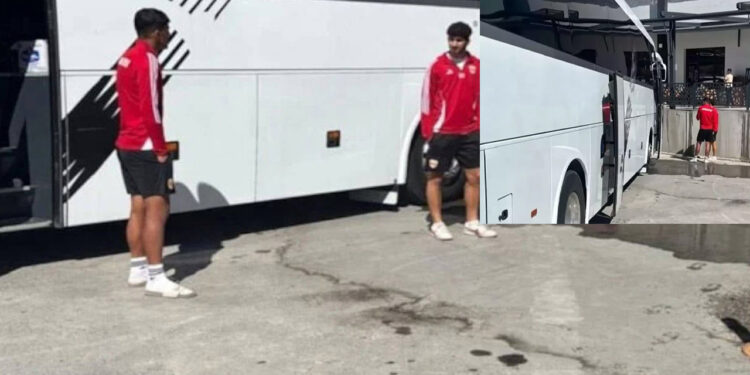 Futbolcular Tesiste Rehin Kaldı... Nedeni Yürek Burktu!