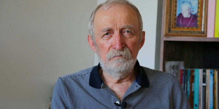 Gazeteci Hüseyin Aykol Beyin Kanaması Geçirdi