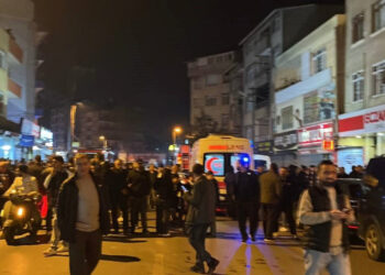 Gebze’de Kabus Sürüyor! Çöken Binaya 100 Metre Mesafede...