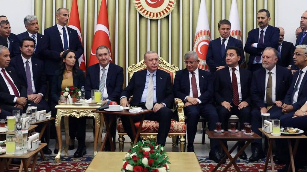 Gelecek Partisi’nden ‘fotoğraf’ açıklaması