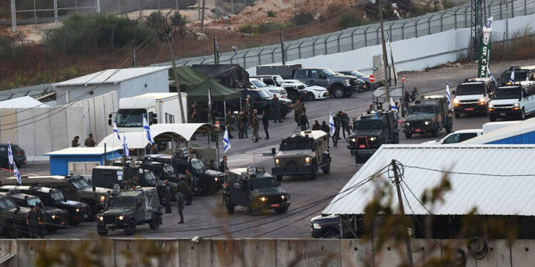 Hamas ve İsrail Arasında Rehine Takası Başladı