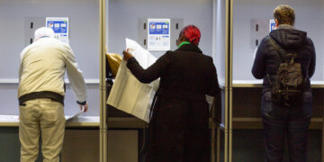 Hollanda'da Genel Seçim Heyecanı Başladı