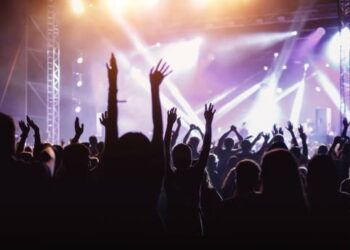 İBB'nin "Cumhuriyet ve Gençlik Buluşmaları" etkinliği, hedef gösterildi: Fatih Kaymakamlığı iptal etti!