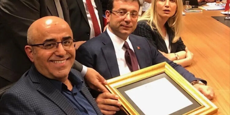 İmamoğlu'nun yol haritasını Aaron Barr'ın oluşturduğu yalandır, Gün bende bir dolandırıcı intibası yarattı